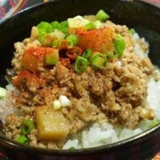 櫓肉丼(ルーローファン)